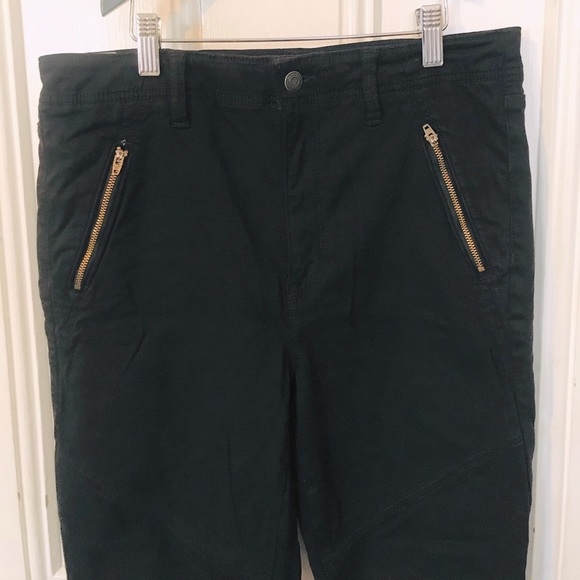 American Eagle Outfitters Denim - AMERICAN EAGLE super high rise zipper jeans
